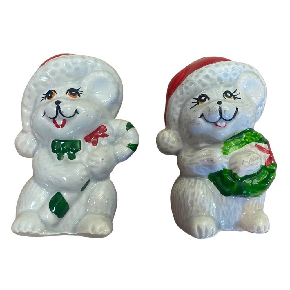 Vintage Christmas mice salt and pepper shakers made in Taiwan.